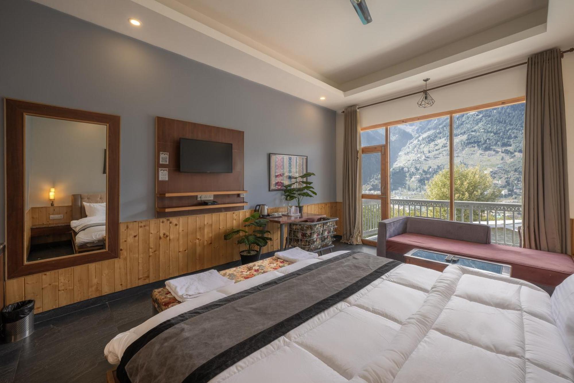 Echor Himalayan Heights Manali Hotel Bagian luar foto
