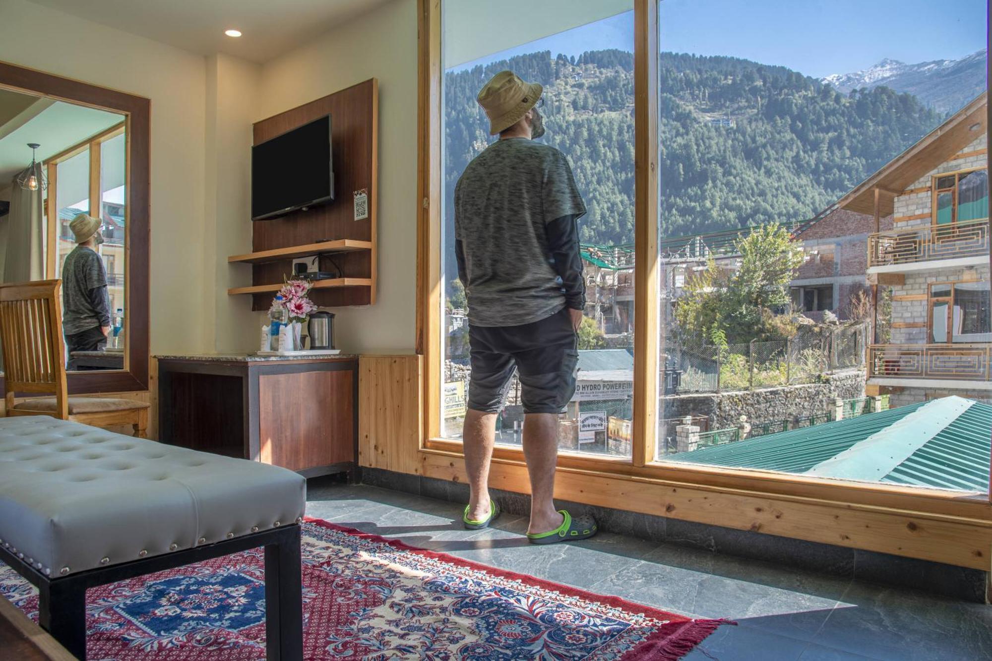 Echor Himalayan Heights Manali Hotel Bagian luar foto